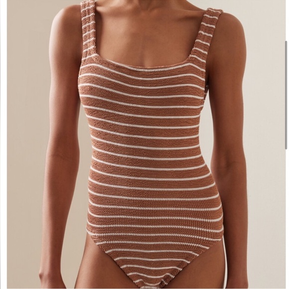 Hunza G Other - NWT Hunza G square neck crinkle one piece swimsuit in metallic cocoa/whi…